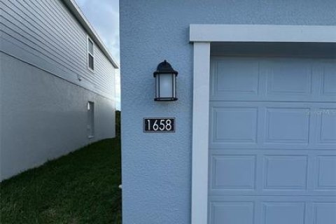 House in Winter Haven, Florida 4 bedrooms, 179.58 sq.m. № 2228468 - photo 26