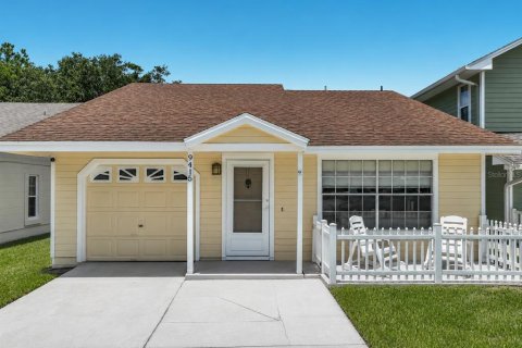 House in Gotha, Florida 2 bedrooms, 91.51 sq.m. № 2227665