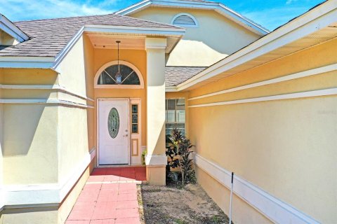 Casa en alquiler en Kissimmee, Florida, 3 dormitorios, 145.39 m2 № 1886911 - foto 3