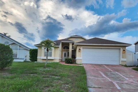Casa en alquiler en Kissimmee, Florida, 3 dormitorios, 145.39 m2 № 1886911 - foto 1