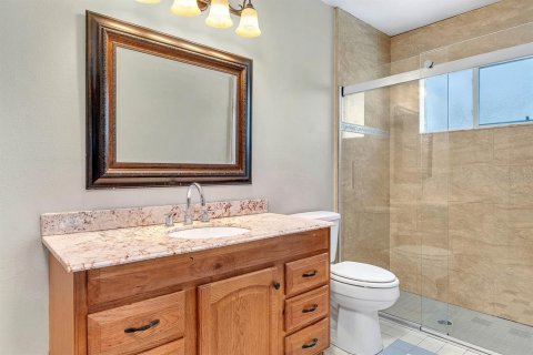 Casa en alquiler en Kissimmee, Florida, 3 dormitorios, 145.39 m2 № 1886911 - foto 20