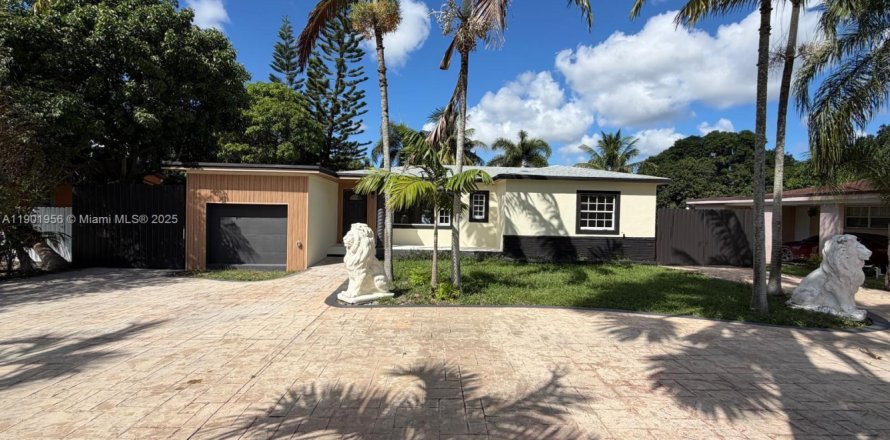 Casa en Miami, Florida 4 dormitorios, 162.11 m2 № 1955382