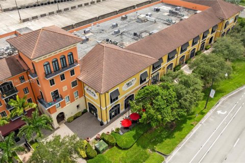 Commercial property in Miramar, Florida № 1977908 - photo 4