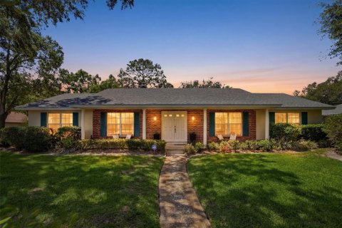 Casa en Orlando, Florida 3 dormitorios, 183.48 m2 № 2100805