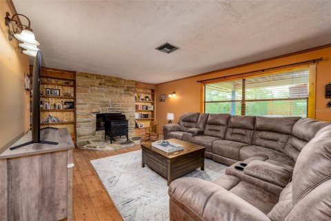 Купить виллу или дом в Даннеллон, Флорида 9 комнат, 221.48м2, № 1832977 - фото 14
