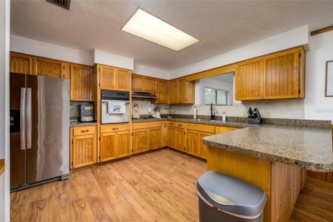 Купить виллу или дом в Даннеллон, Флорида 9 комнат, 221.48м2, № 1832977 - фото 18