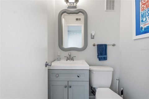 Townhouse in Largo, Florida 2 bedrooms, 75.81 sq.m. № 2217227 - photo 20