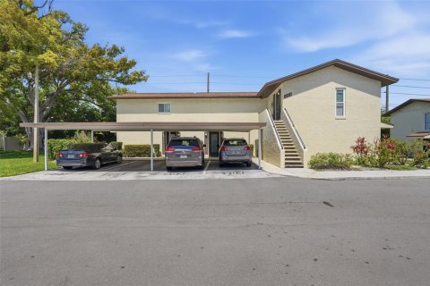 Touwnhouse à Largo, Floride 2 chambres, 75.81 m2 № 2217227