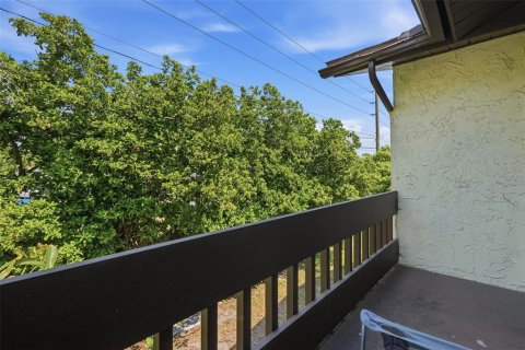 Townhouse in Largo, Florida 2 bedrooms, 75.81 sq.m. № 2217227 - photo 26