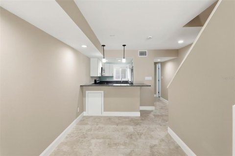 Copropriété à vendre à Saint Petersburg, Floride: 2 chambres, 93.37 m2 № 2196516 - photo 9