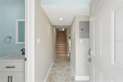 Copropriété à vendre à Saint Petersburg, Floride: 2 chambres, 93.37 m2 № 2196516 - photo 7