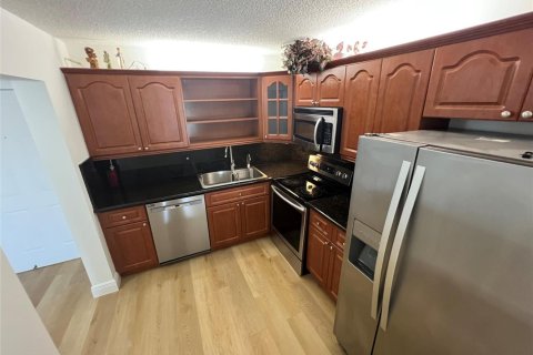 Condo in Boca Raton, Florida, 2 bedrooms  № 2187010 - photo 13