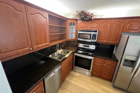Condo in Boca Raton, Florida, 2 bedrooms  № 2187010 - photo 11