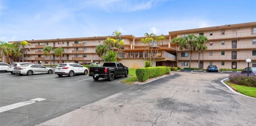 Condo in Boca Raton, Florida, 2 bedrooms  № 2187010