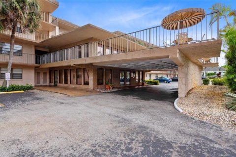 Condo in Boca Raton, Florida, 2 bedrooms  № 2187010 - photo 2
