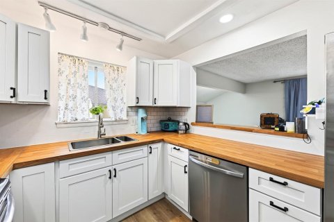 Copropriété à vendre à Orlando, Floride: 2 chambres, 100.71 m2 № 2225592 - photo 13