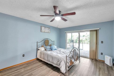 House in Spring Hill, Florida 4 bedrooms, 191.94 sq.m. № 1886844 - photo 28