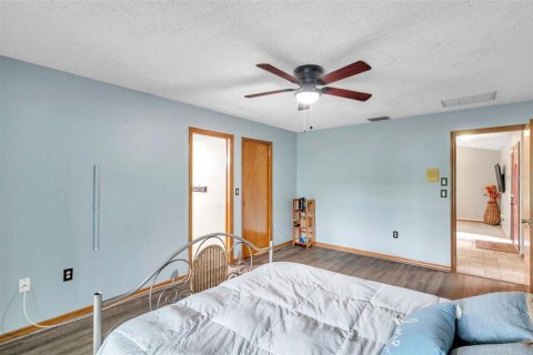 House in Spring Hill, Florida 4 bedrooms, 191.94 sq.m. № 1886844 - photo 30