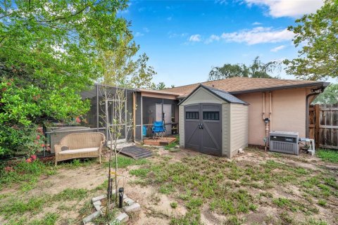 House in Spring Hill, Florida 4 bedrooms, 191.94 sq.m. № 1886844 - photo 25