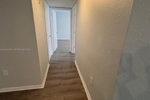 Condo in Homestead, Florida, 2 bedrooms № 2240444 - photo 24