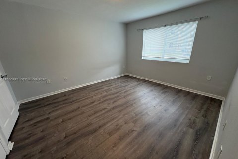 Condo in Homestead, Florida, 2 bedrooms № 2240444 - photo 13