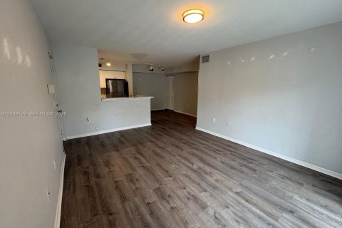 Condo in Homestead, Florida, 2 bedrooms № 2240444 - photo 12