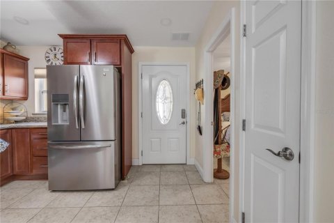 Touwnhouse à vendre à New Smyrna Beach, Floride: 2 chambres, 128.02 m2 № 2409804 - photo 24