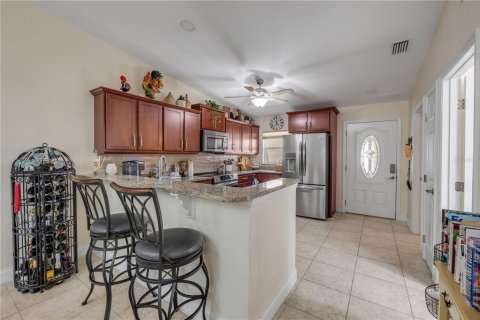Touwnhouse à vendre à New Smyrna Beach, Floride: 2 chambres, 128.02 m2 № 2409804 - photo 30
