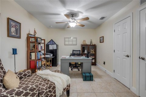 Touwnhouse à vendre à New Smyrna Beach, Floride: 2 chambres, 128.02 m2 № 2409804 - photo 16