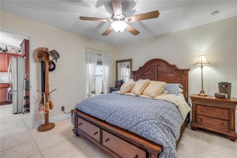 Touwnhouse à vendre à New Smyrna Beach, Floride: 2 chambres, 128.02 m2 № 2409804 - photo 11