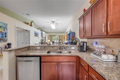 Touwnhouse à vendre à New Smyrna Beach, Floride: 2 chambres, 128.02 m2 № 2409804 - photo 27