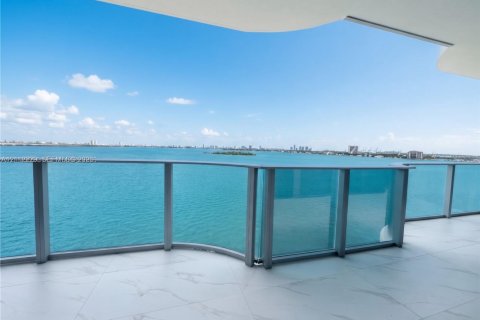 Copropriété à louer à Miami, Floride: 2 chambres, 140.38 m2 № 2432507 - photo 15