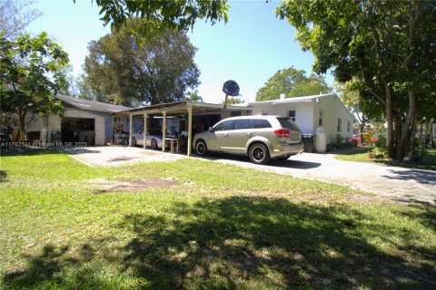 Casa en venta en Fort Lauderdale, Florida, 3 dormitorios, 102.38 m2 № 1713811 - foto 14