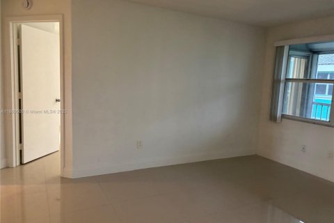 Copropriété à louer à Homestead, Floride: 2 chambres, 107.77 m2 № 1889421 - photo 21