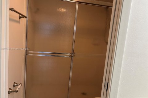 Copropriété à louer à Homestead, Floride: 2 chambres, 107.77 m2 № 1889421 - photo 17