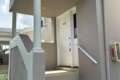 Copropriété à louer à Homestead, Floride: 2 chambres, 107.77 m2 № 1889421 - photo 15