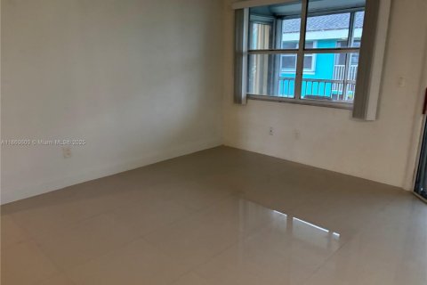 Copropriété à louer à Homestead, Floride: 2 chambres, 107.77 m2 № 1889421 - photo 22