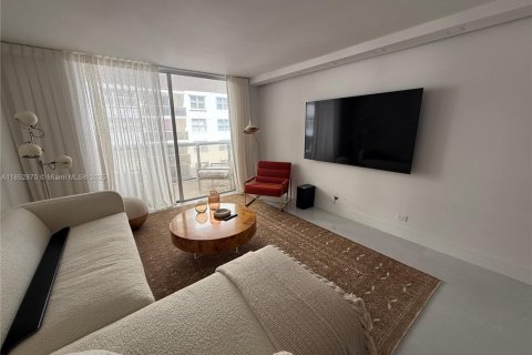 Condominio en venta en Miami Beach, Florida, 2 dormitorios, 112.04 m2 № 1874951 - foto 9