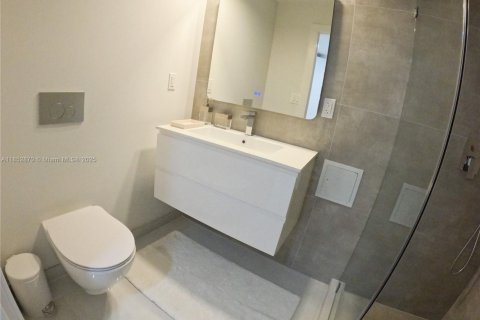 Condominio en venta en Miami Beach, Florida, 2 dormitorios, 112.04 m2 № 1874951 - foto 14