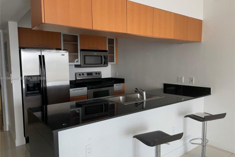 Copropriété à louer à Miami, Floride: 1 chambre, 76.27 m2 № 1999555 - photo 16