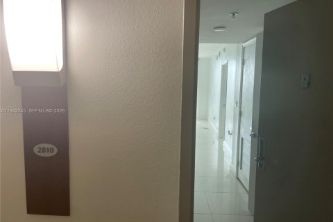 Copropriété à louer à Miami, Floride: 1 chambre, 76.27 m2 № 1999555 - photo 7