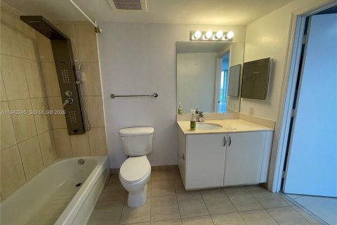Copropriété à louer à Miami, Floride: 1 chambre, 76.27 m2 № 1999555 - photo 24