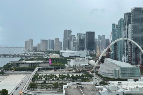 Condo à Miami, Floride, 1 chambre  № 1999555