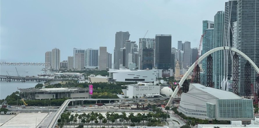 Condo à Miami, Floride, 1 chambre  № 1999555