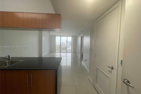 Copropriété à louer à Miami, Floride: 1 chambre, 76.27 m2 № 1999555 - photo 10