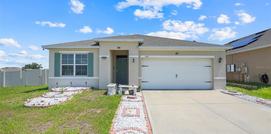 House in Haines City, Florida 3 bedrooms, 160.26 sq.m. № 2195935