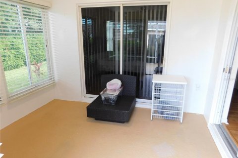 House in Clermont, Florida 2 bedrooms, 123.93 sq.m. № 1532002 - photo 17