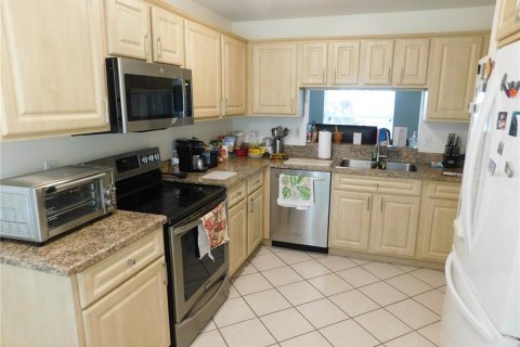 House in Clermont, Florida 2 bedrooms, 123.93 sq.m. № 1532002 - photo 4