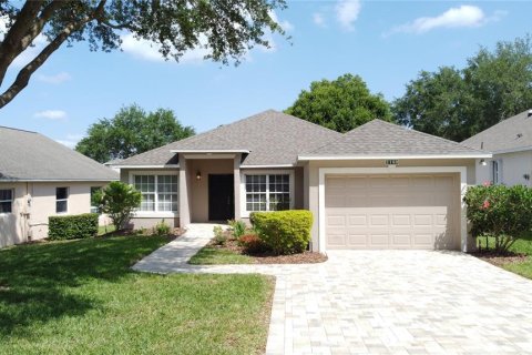House in Clermont, Florida 2 bedrooms, 123.93 sq.m. № 1532002 - photo 1