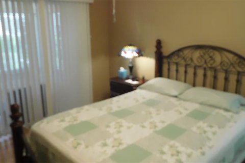 House in Clermont, Florida 2 bedrooms, 123.93 sq.m. № 1532002 - photo 18
